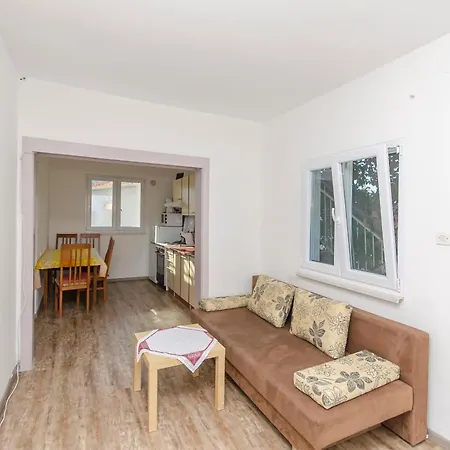 Apartment Zuljevic